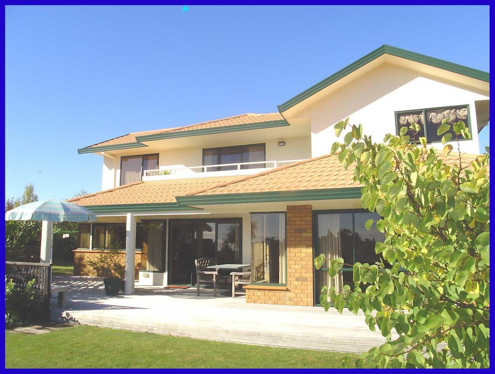 Crestwood Bed And Breakfast Whakatane Exterior foto